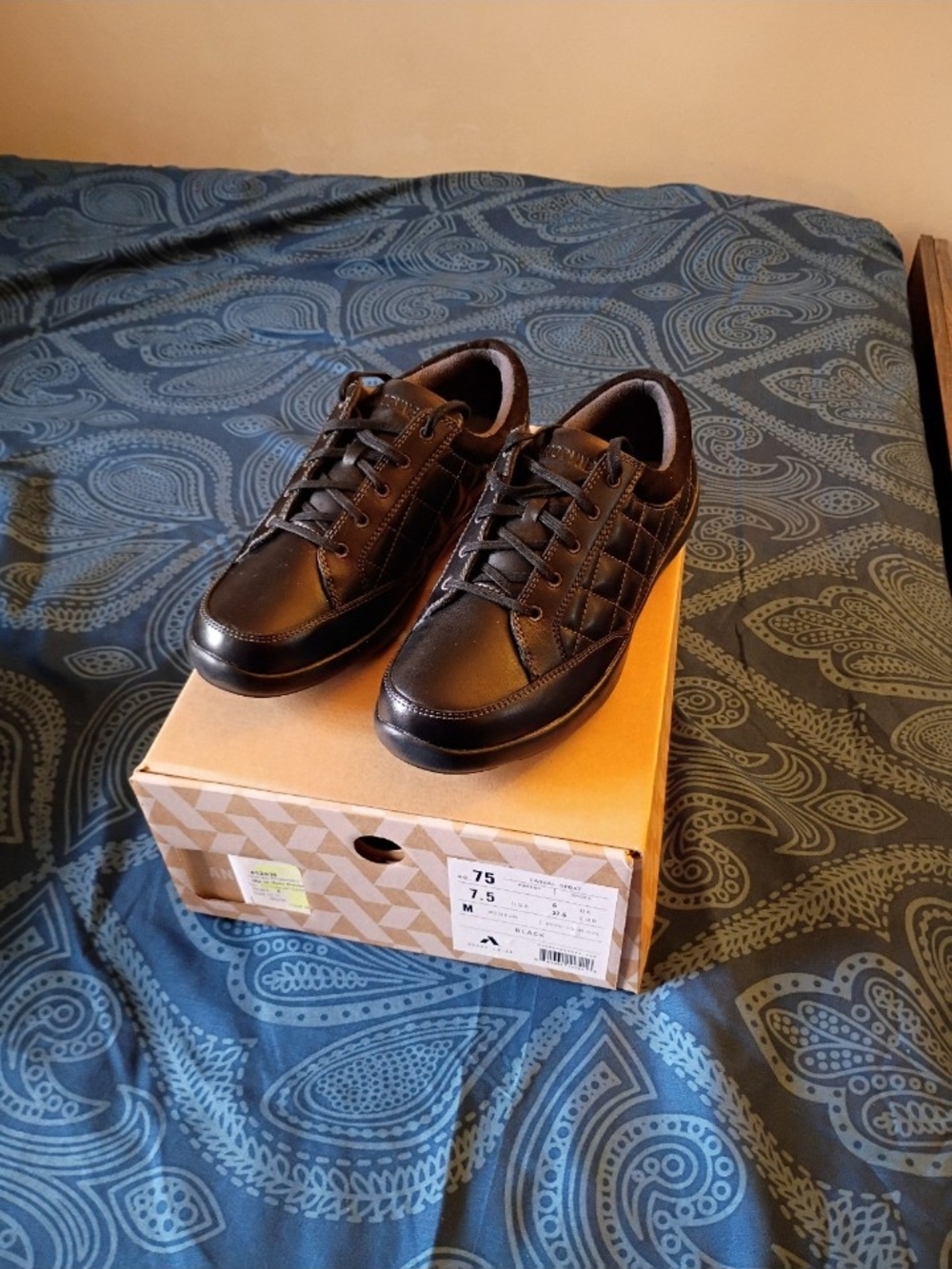 ANODYNE ORTHOPEDIC SHOES